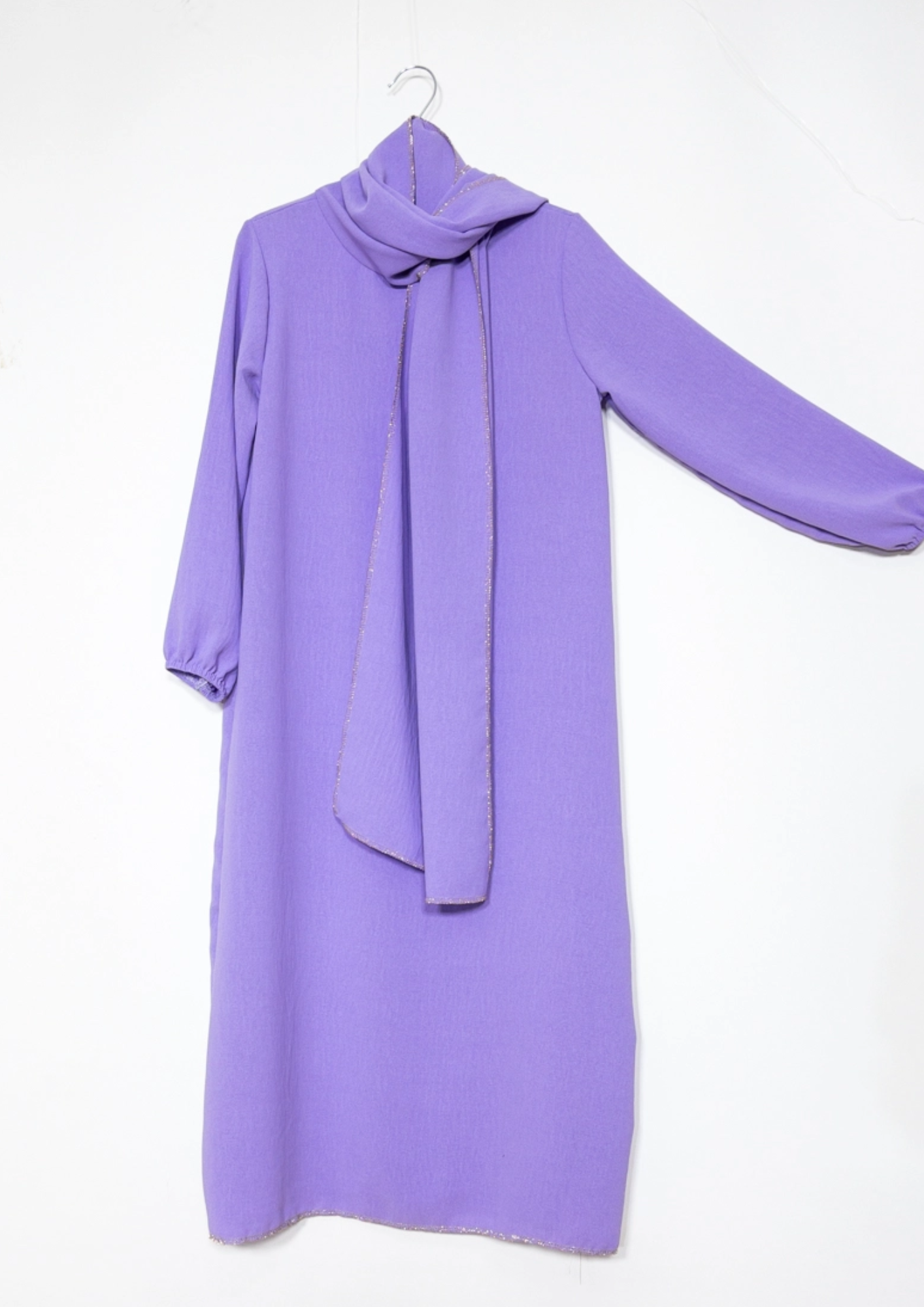Kleid mit Hijab für Mädchen ab 3 Jahren / Modell 1