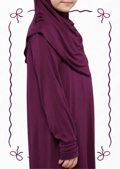 Kleid für Mädchen mit Kopftuch