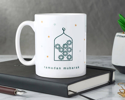 Ramadan Mubarak Tasse mit geometrischem Muster