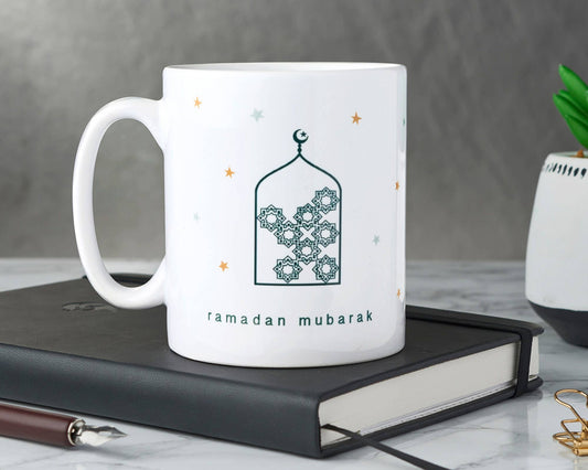 Ramadan Mubarak Tasse mit geometrischem Muster